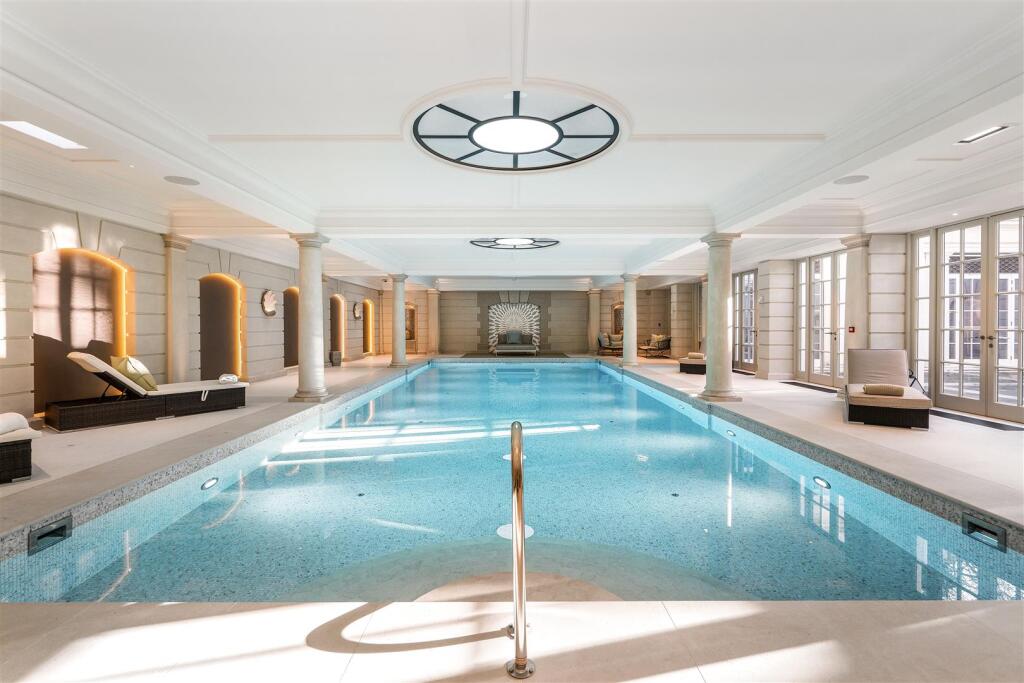 81912 Round Hill-70.jpg