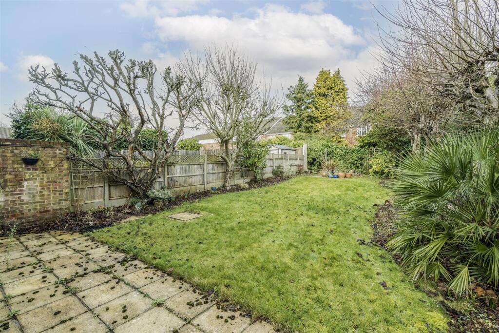 Davidson Frost-Wellings, DFW, Sunningdale Close, S