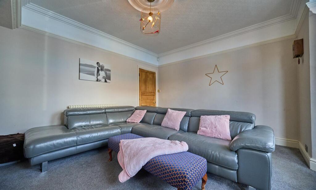 Front Lounge