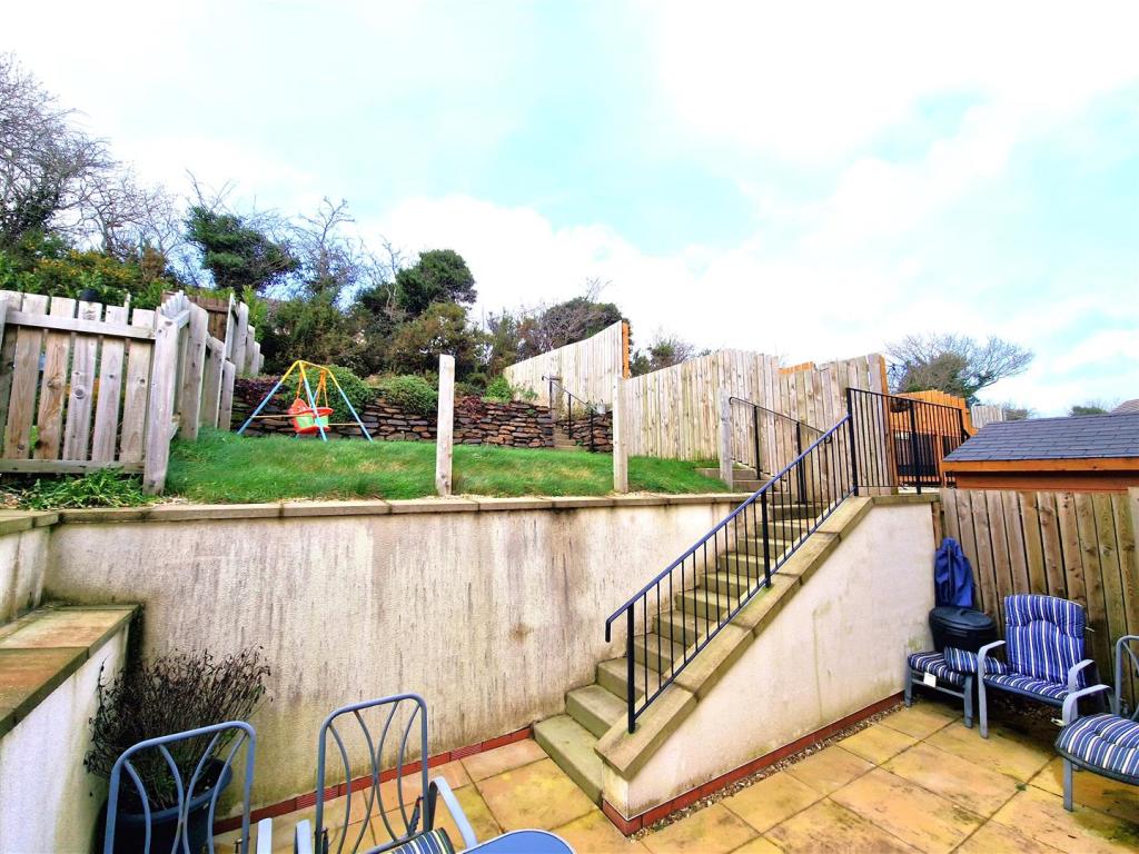 Garden 2.jpg