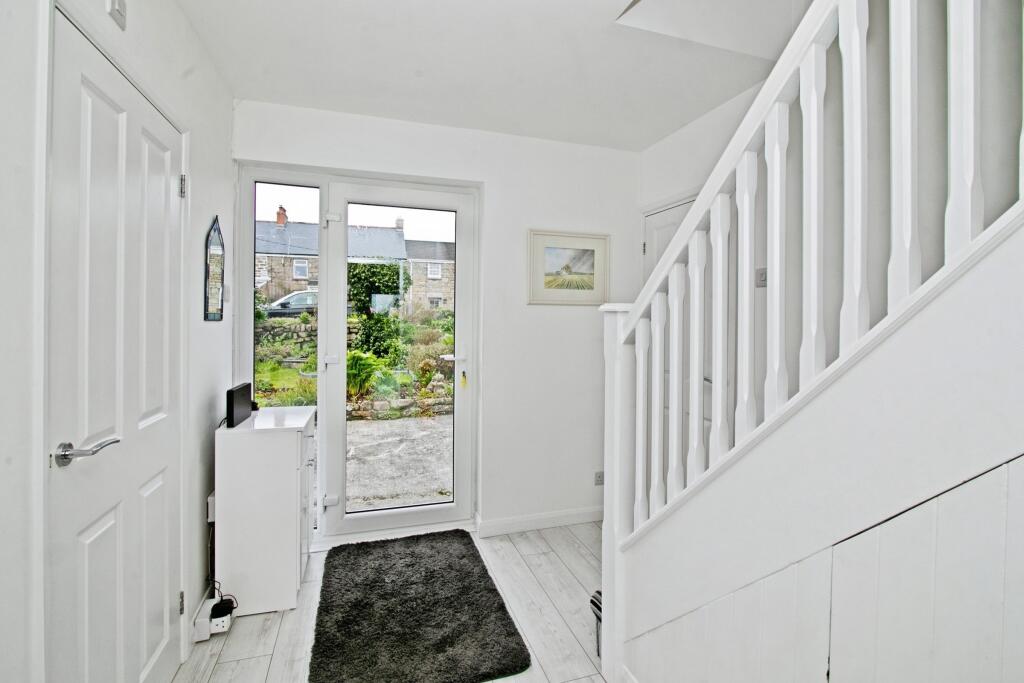 Entrance Hall (2)