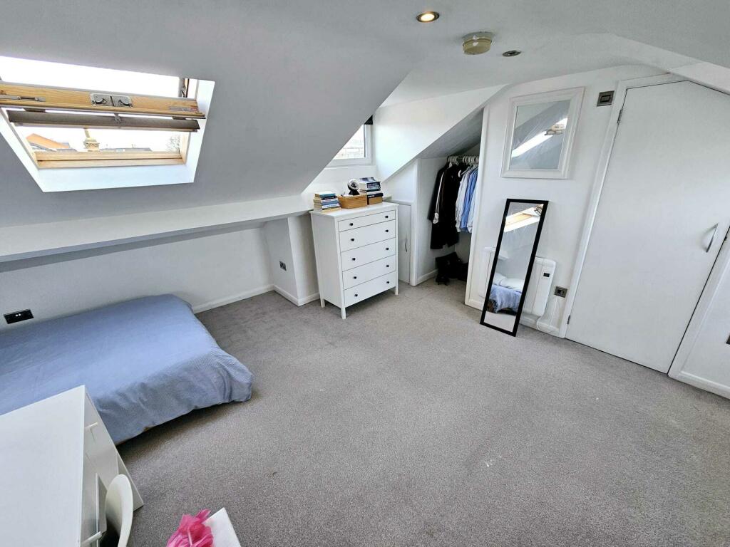 b4918923-bc2b-4f5f-b1f8-1791a13183a6