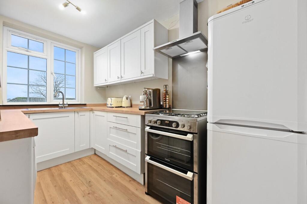 REN - 9 Barbican Road - Kitchen2 (1).jpg