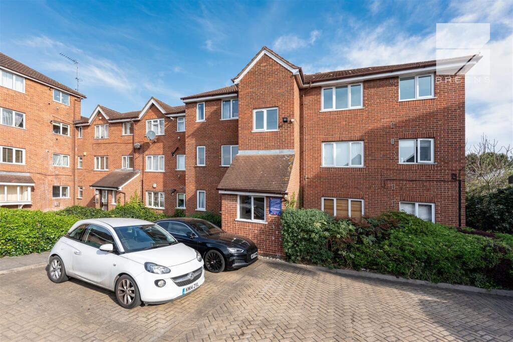 Flat 9, 116 Burnham Road_0017.jpg
