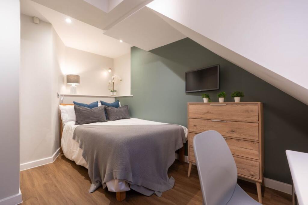 178DR - Bedroom 4