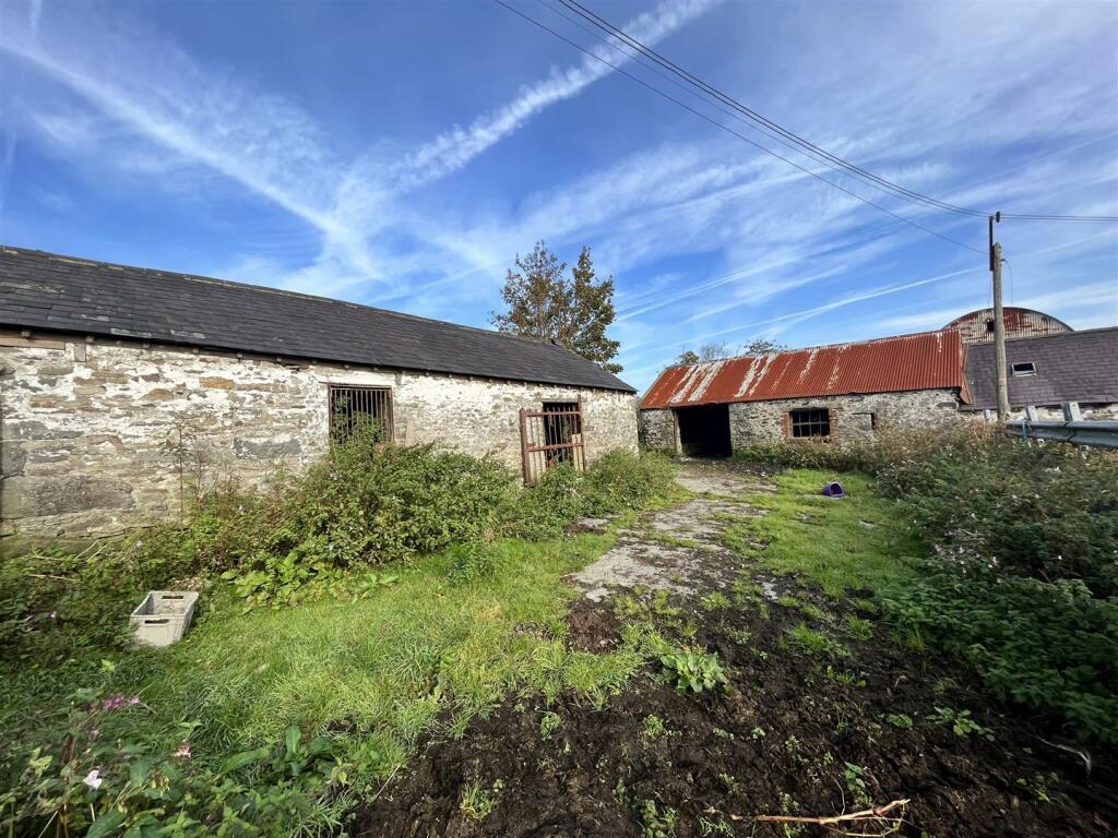 traditional barns.JPG