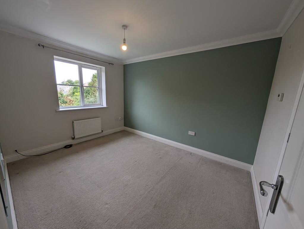 PXL_20250804_0946...