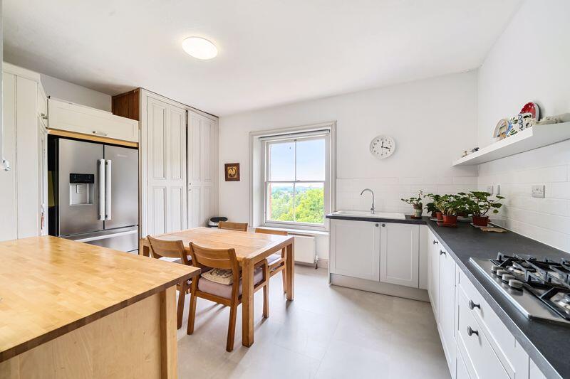 Kitchen / Breakfast Room 