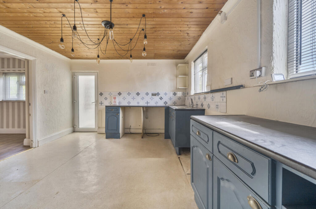 8-11-681b6c00a055...