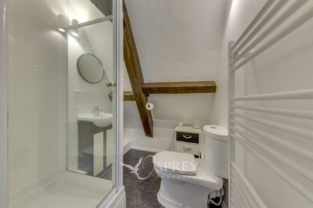 Second Floor Show...