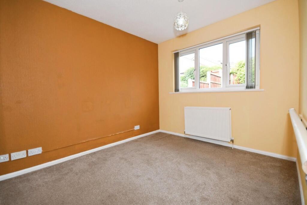BEDROOM 1.jpg