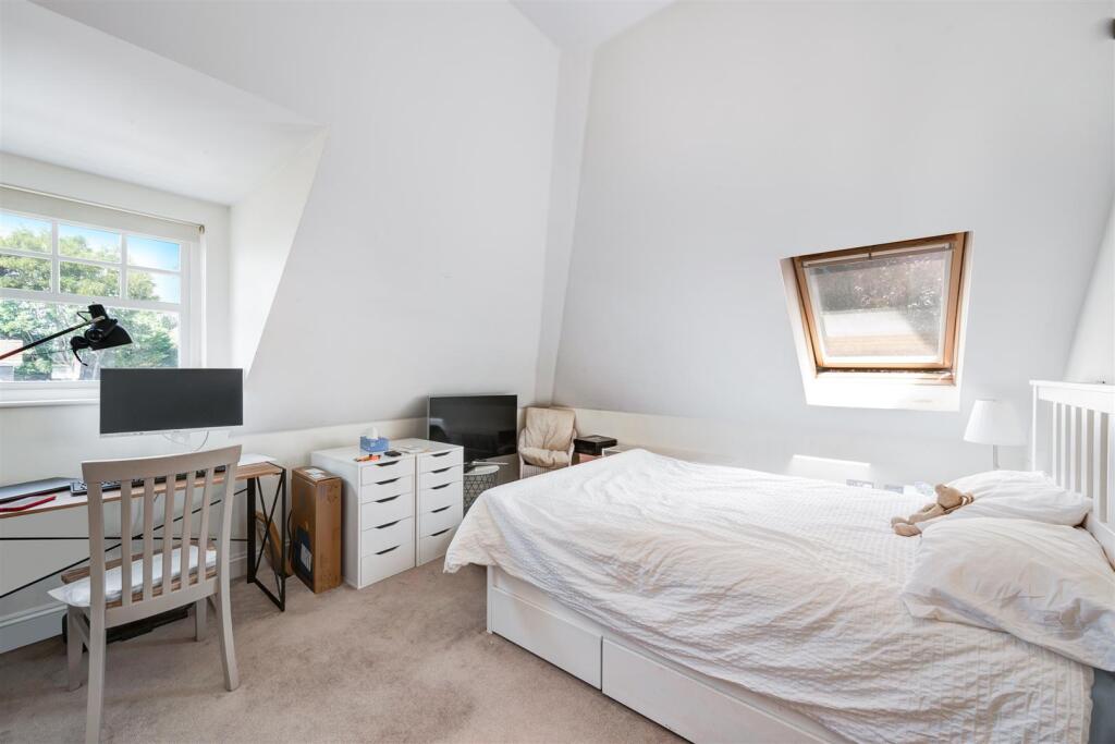 THE ROSEBERYS (3).jpg