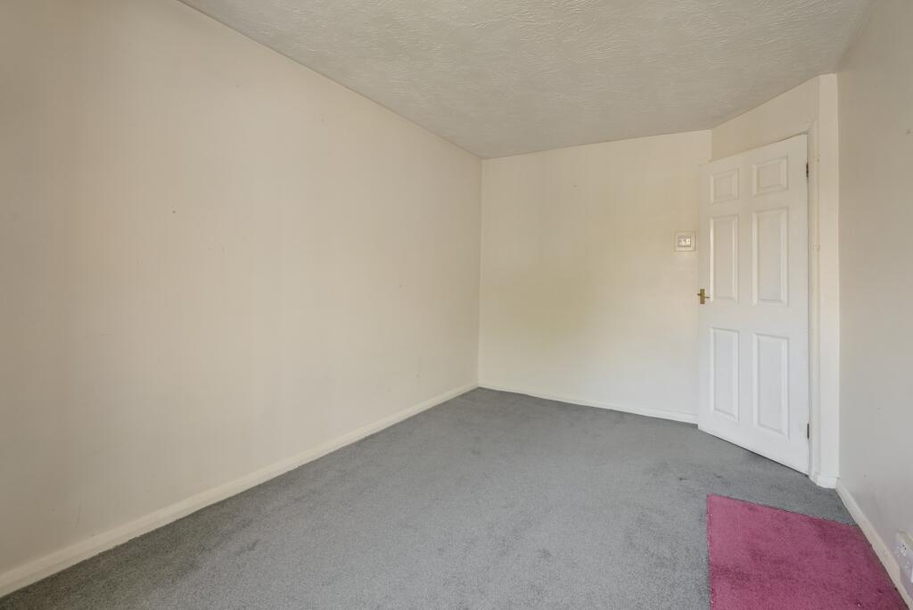 29 Thruxton Road, Havant, Hampshire, PO9 4DG