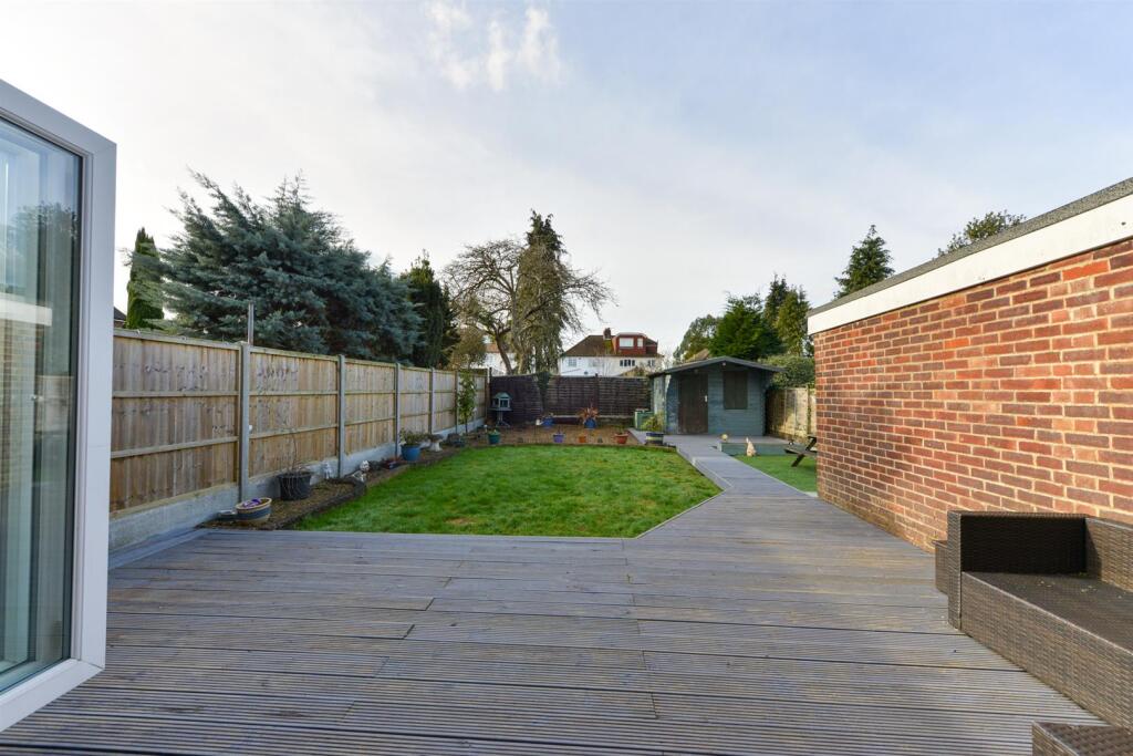The Avenue, Greenacres7.jpg
