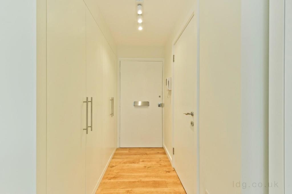 Hall.jpg