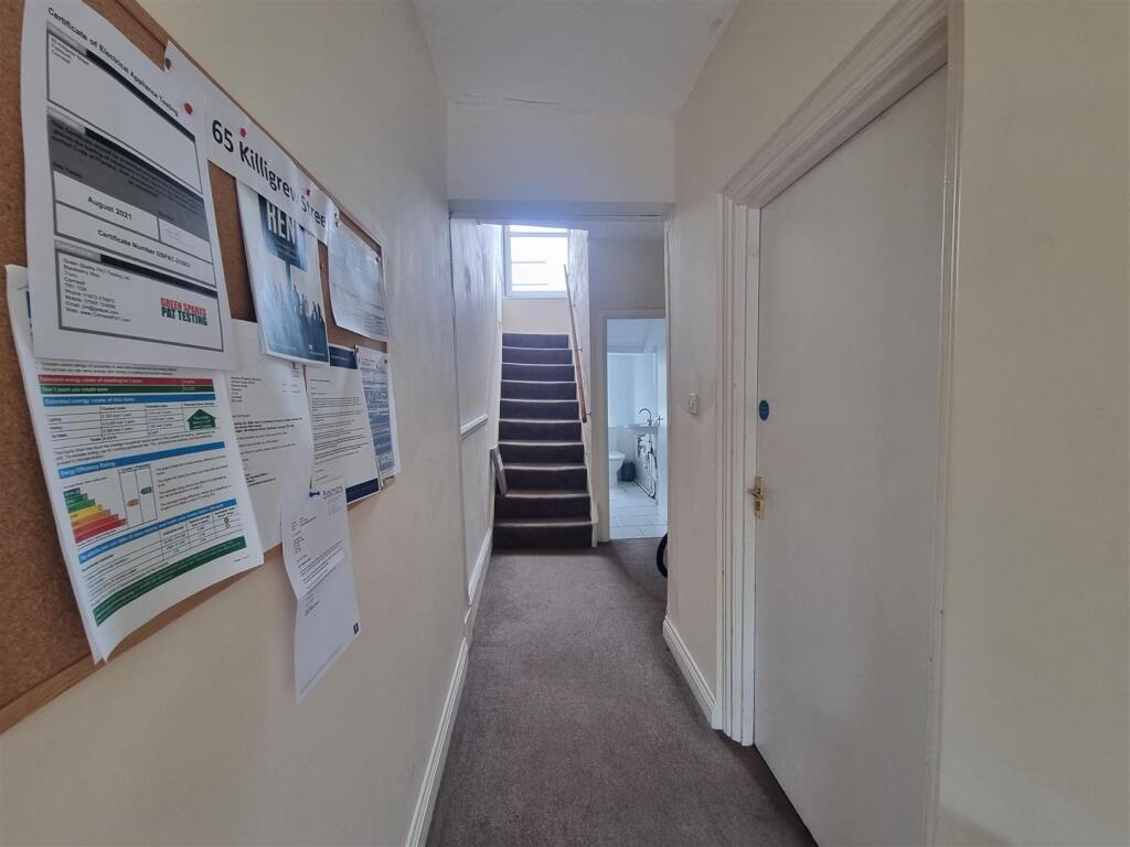 HALLWAY (2) (1).jpg