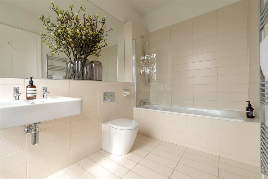 Ensuite Bathroom