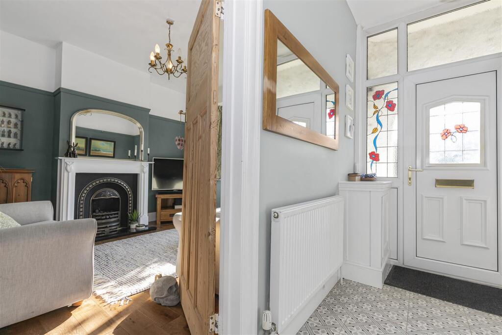 Hallway &amp; Lounge.jpg