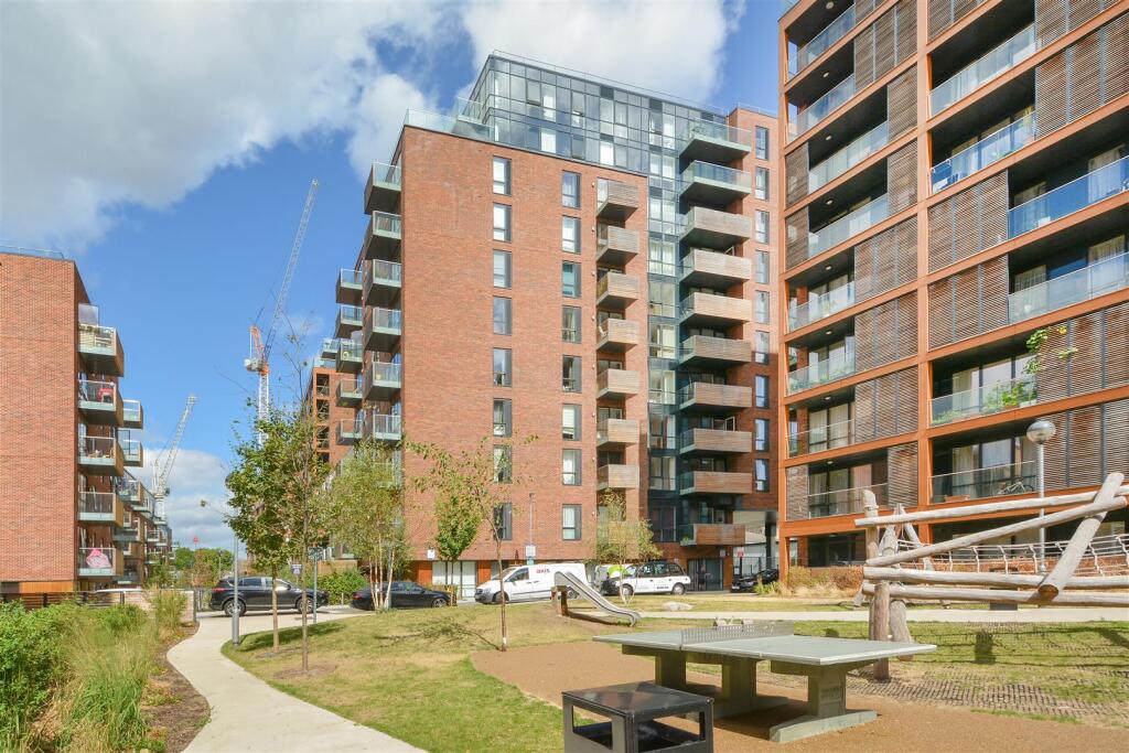 Hoey Court
