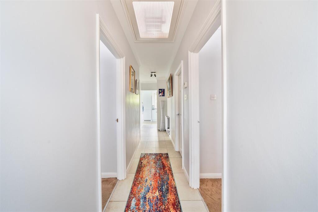 Entrance Hallway.jpg