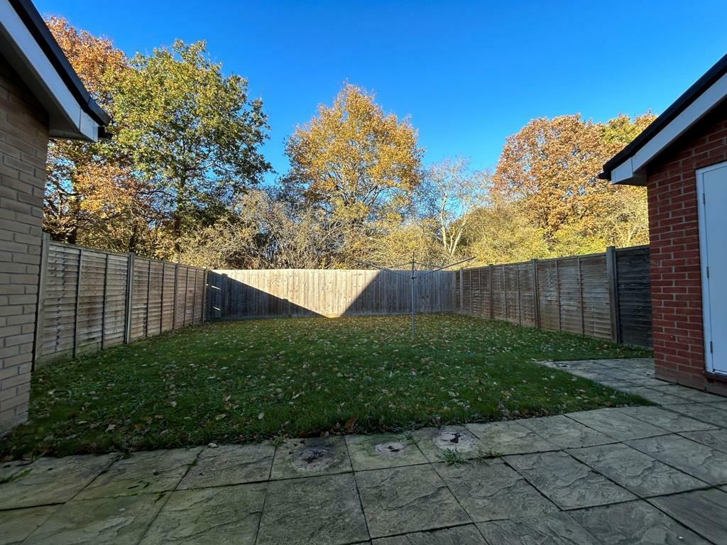 OUTSIDE (REAR)