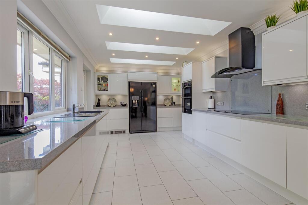 Kitchen-7.jpg