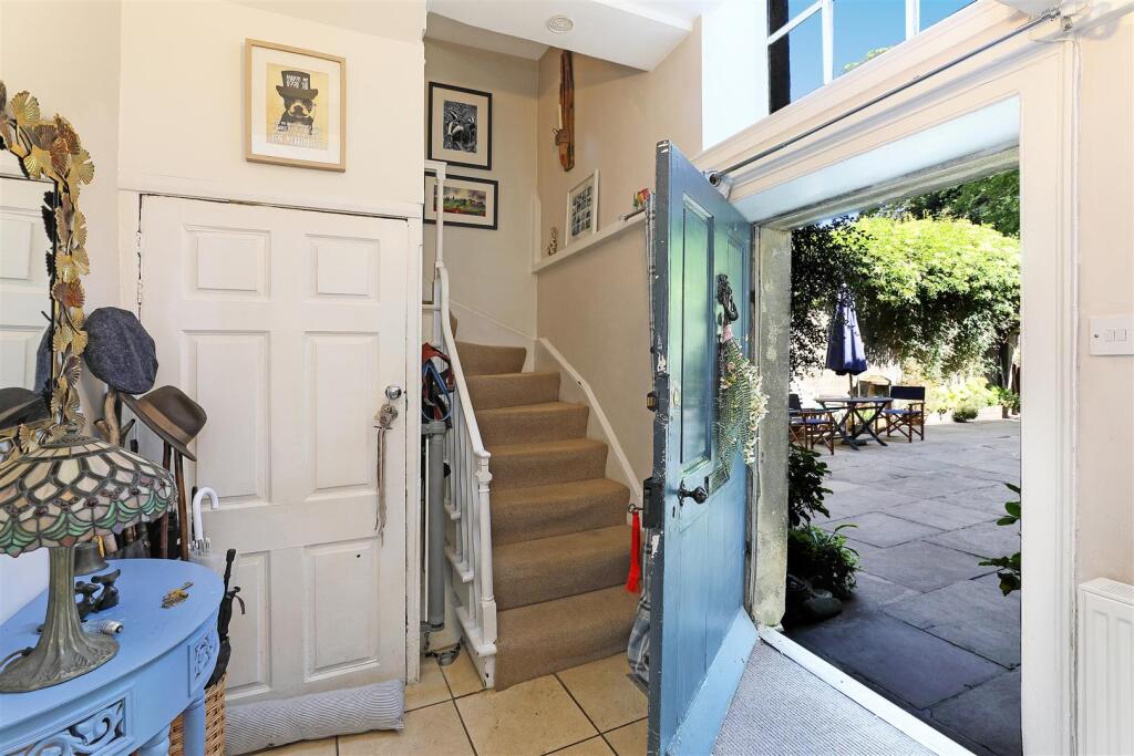 Brockwell House P.69.Photoneg.co.uk.jpg