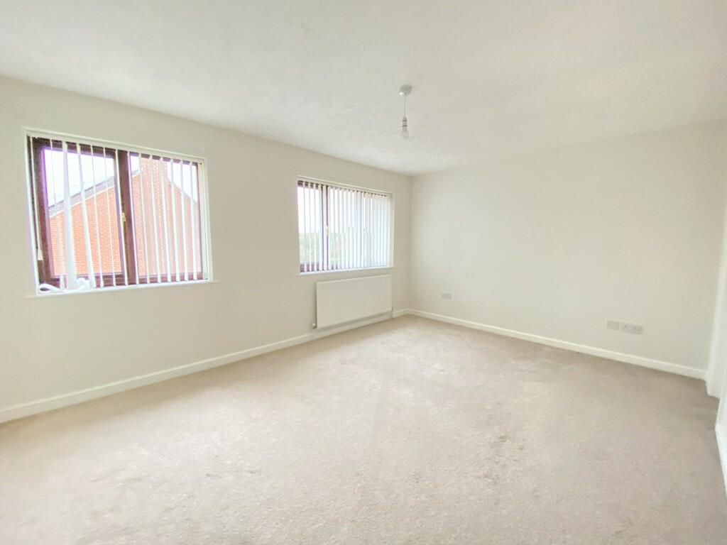 Principal bedroom