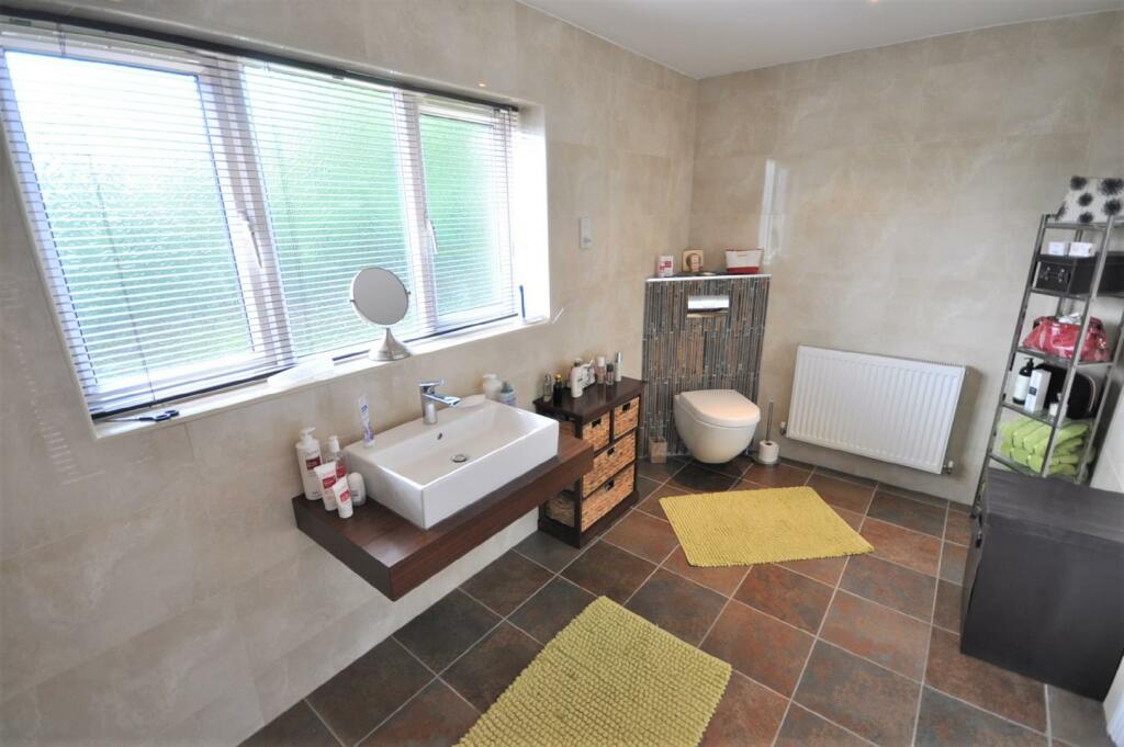 Master En-suite