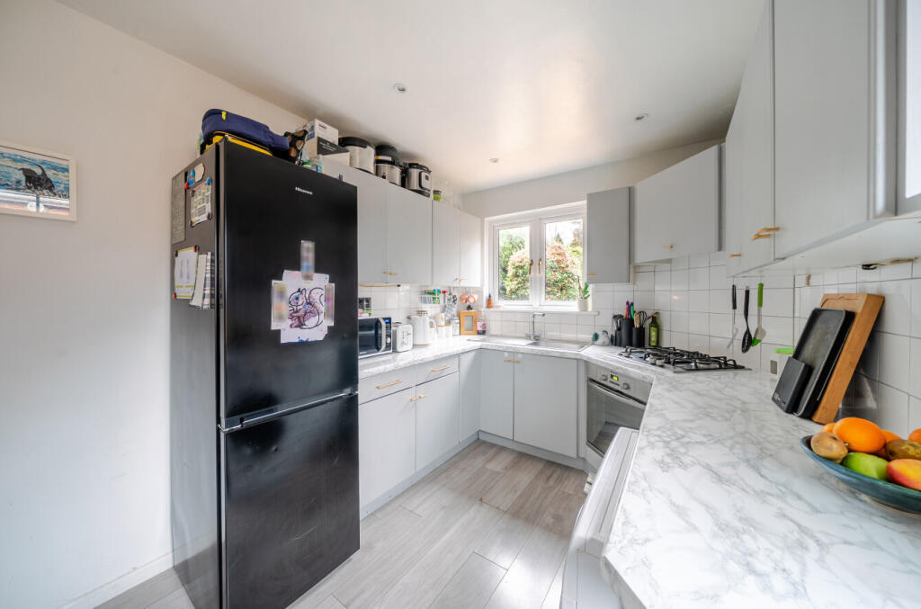 1382654-26-691dbc...