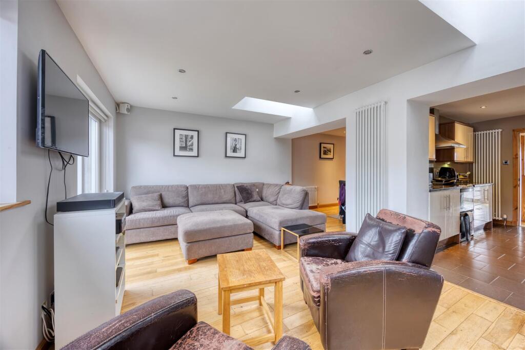 118_BALMUILDY_RD_BISHOPBRIGGS_011.JPEG