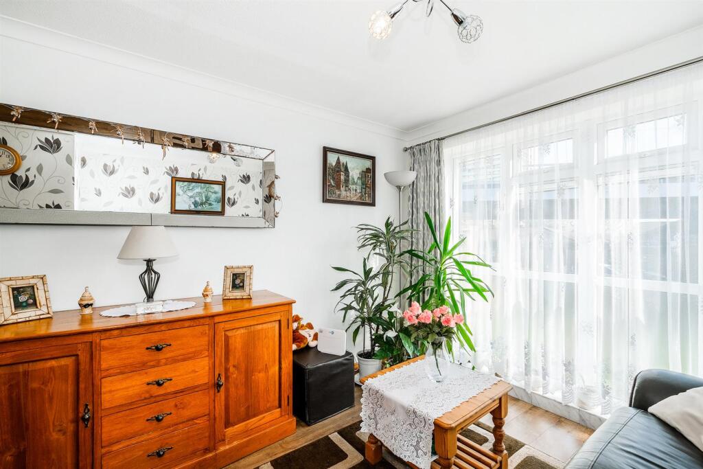 13 Samson Road-9_web.jpg