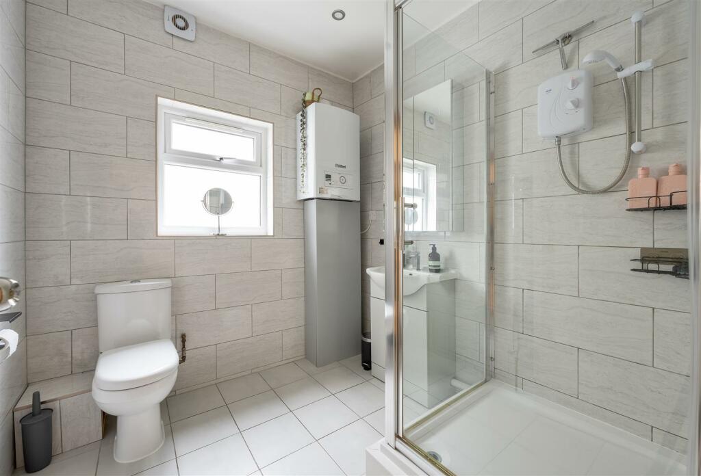 Chingford Avenue, E4