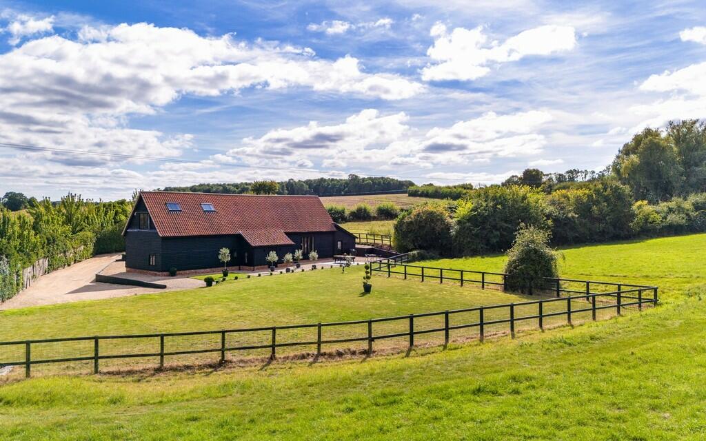 Bryers Barn-lowre...