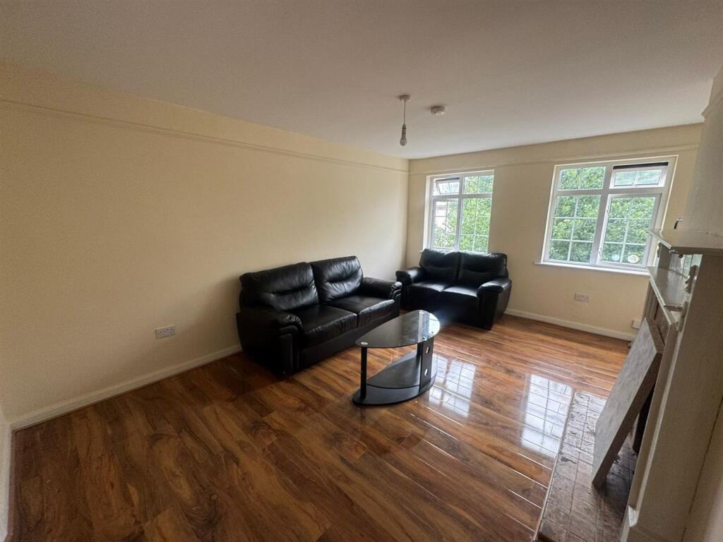 WhatsApp Image 2025-08-05 at 11.21.52 AM (3).jpeg