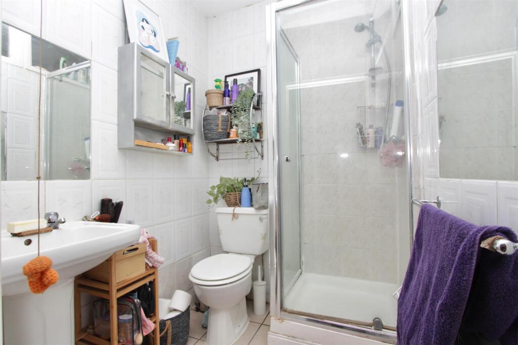 Stoke Newington Church Street, N16