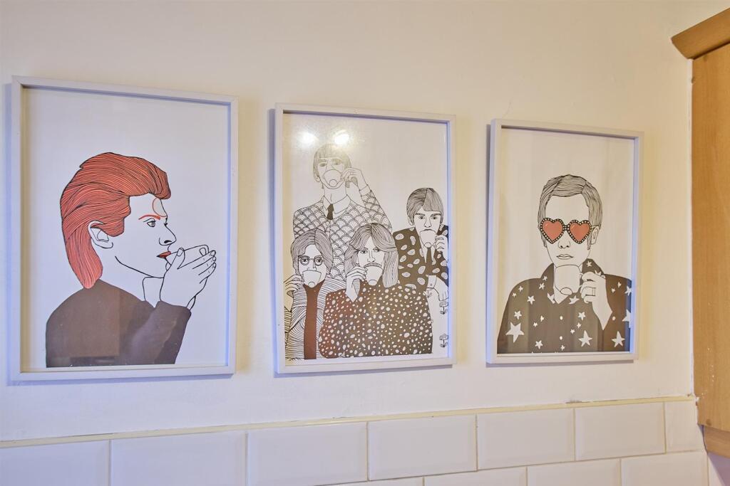 Applebees Meadow, HK 7.jpg