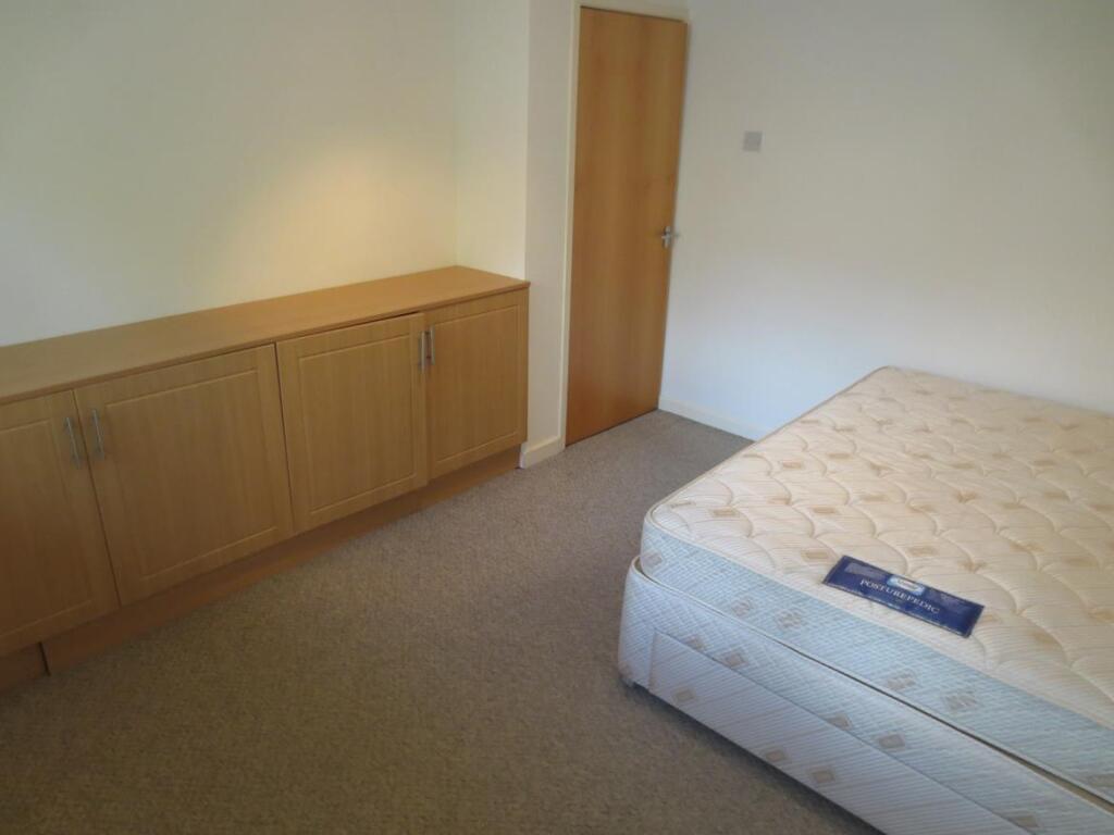 Second bedroom