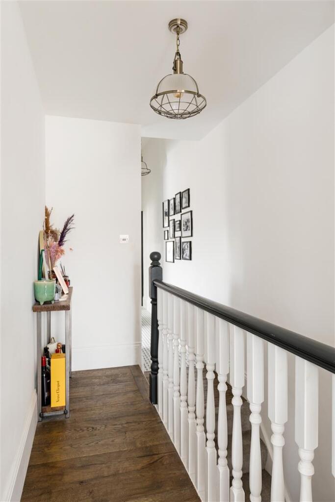 Callis Road, E17