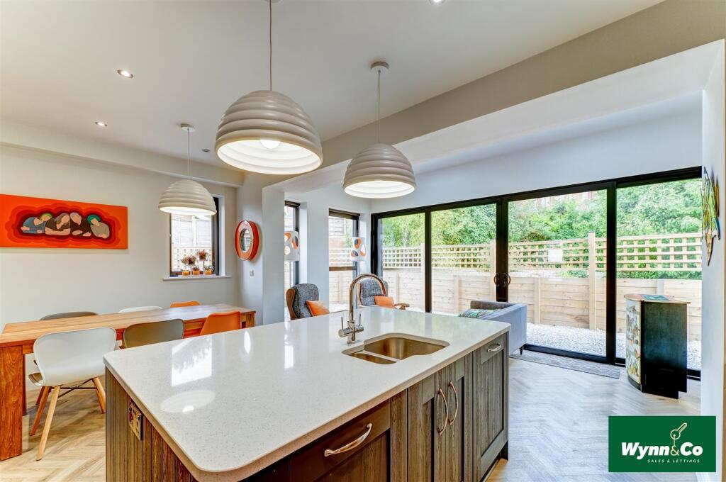 407 Aberford Road-1007L.jpg