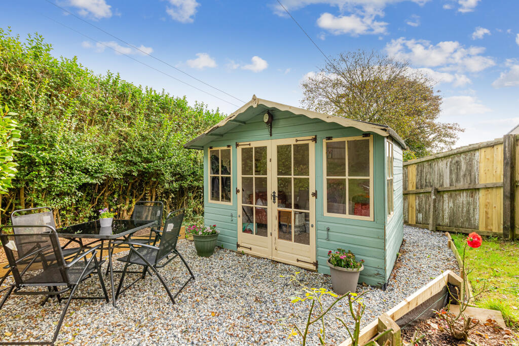 A13 - 2 Woodlands, Churchstow - 251008