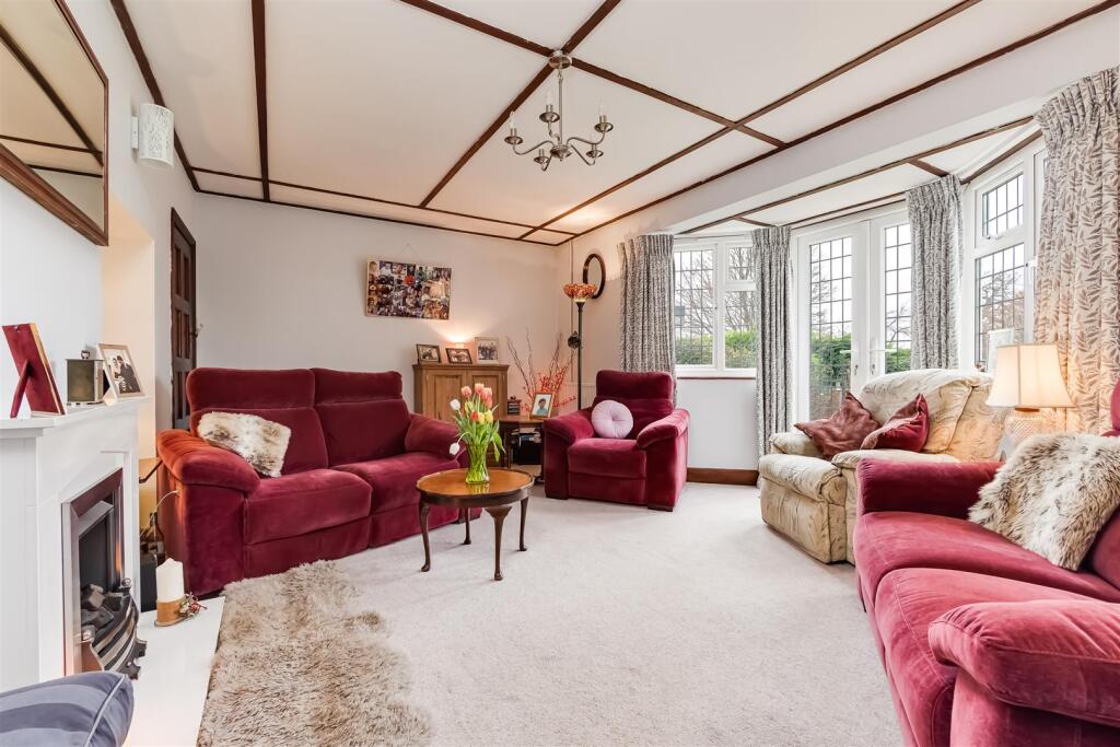 house-tudor-close-cheam-112.jpg