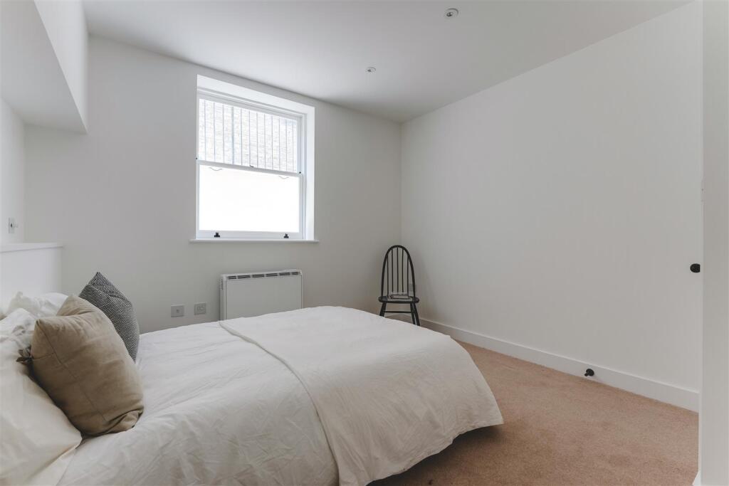 Clissold Close-20.jpg