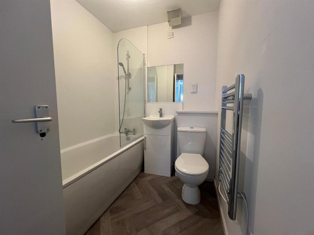 Bathroom .jpg