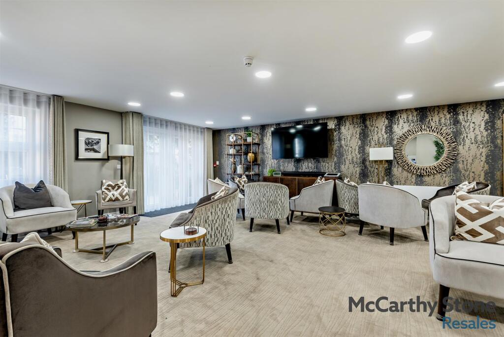 8665712-interior01-800.jpg