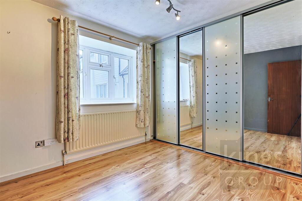 GI9A358310 Regency Court Harlow CM18 7DH.jpg