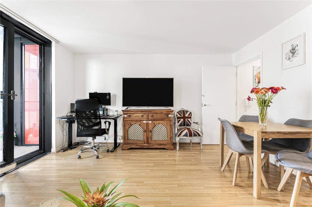 Reception/Kitchen