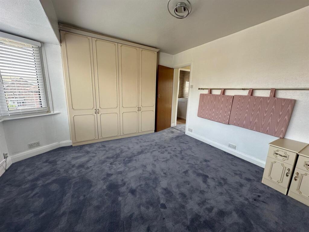 Bedroom.jpg