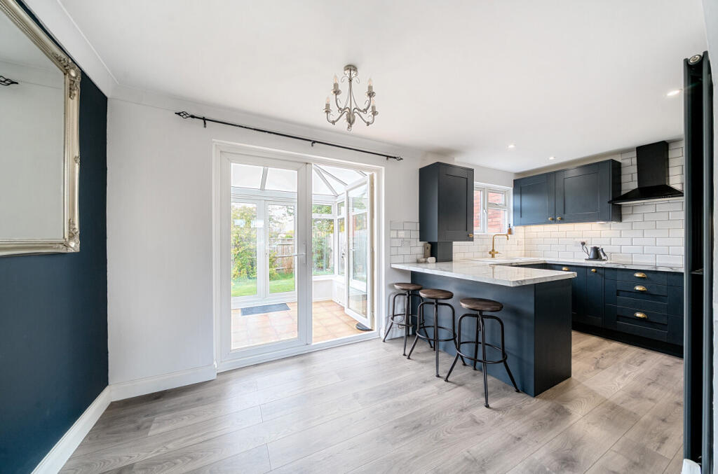 1370561-1-68f7891...