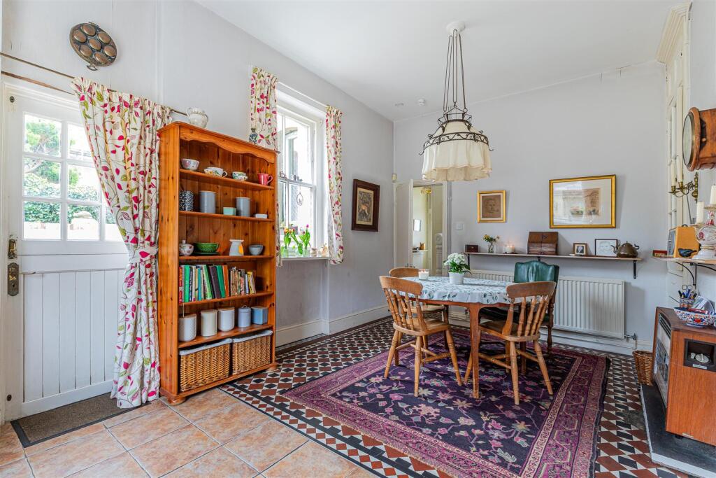 Pen Y Wain Road 6-15.jpg